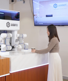 越疆,越疆科技,越疆機器人,越疆官網,dobot,協作機器人,越疆協作機器人,協作機械臂,協作機械手,自動化機械臂,協作機器人品牌,協作機器人制造商,協作機器人研發,具身智能機器人,協作機器人點涂膠,動力學算法,軌跡精度,穩定性,涂膠品質的一致性,產線切換,運行效率,拖動示教,圖形化編程-新零售